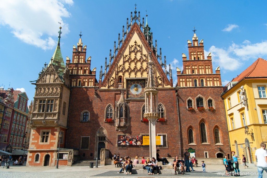 Wrocław Old Town Hall, Poland jigsaw puzzle in Street View puzzles on TheJigsawPuzzles.com