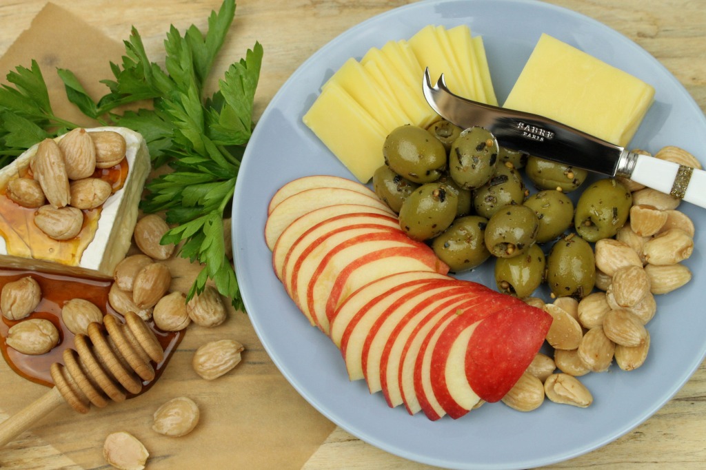 Cheese and Olives jigsaw puzzle in Food & Bakery puzzles on TheJigsawPuzzles.com
