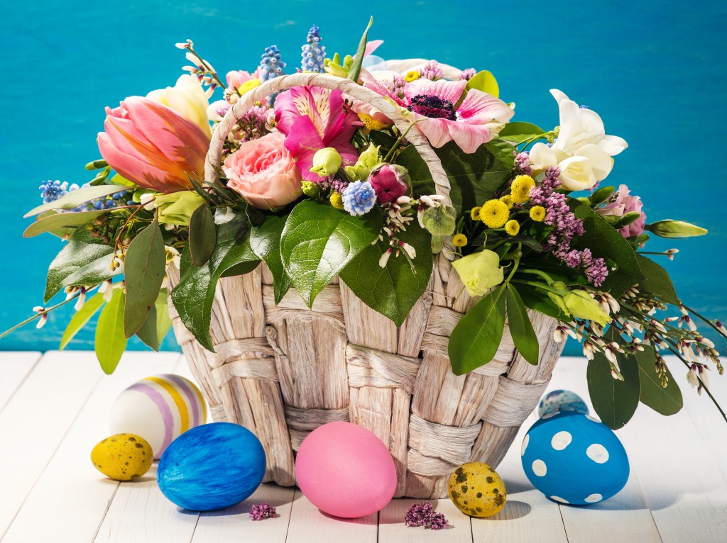 Basket of Flowers and Easter Eggs jigsaw puzzle in Flowers puzzles on TheJigsawPuzzles.com