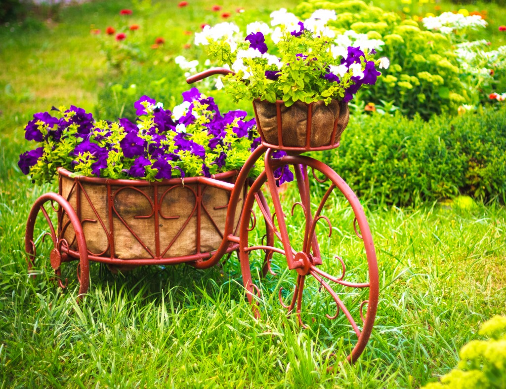 Old Bicycle with Basket of Flowers jigsaw puzzle in Flowers puzzles on TheJigsawPuzzles.com
