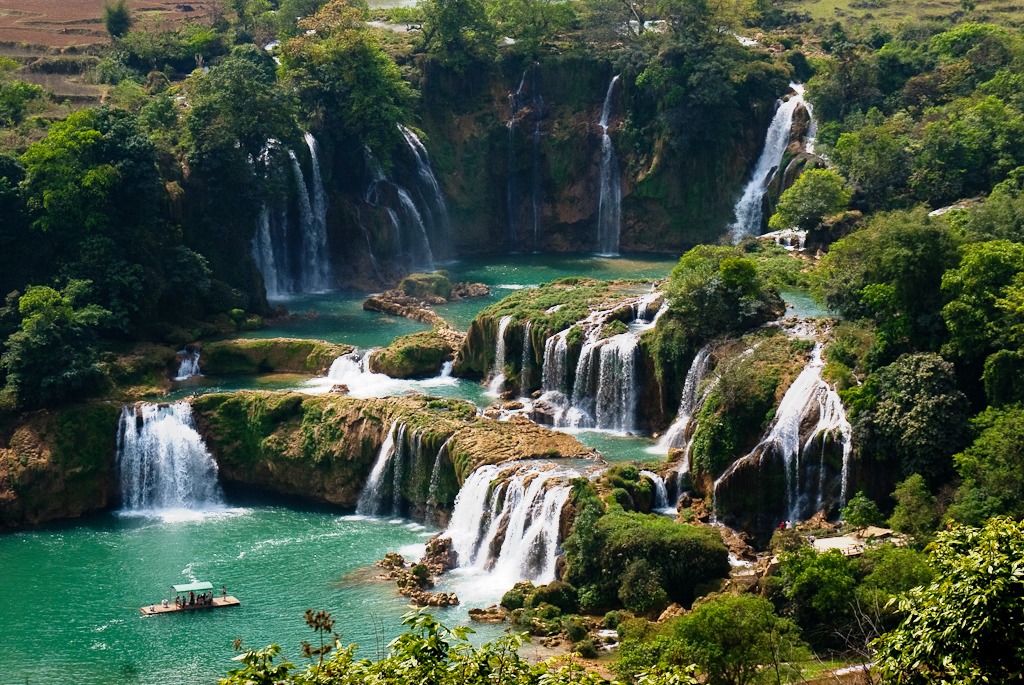Bản-Giốc-Detian-Wasserfälle, China jigsaw puzzle in Wasserfälle puzzles on TheJigsawPuzzles.com