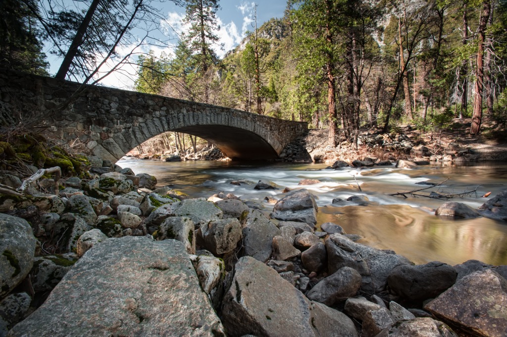 Pohono Flow, Yosemite Valley jigsaw puzzle in Bridges puzzles on TheJigsawPuzzles.com