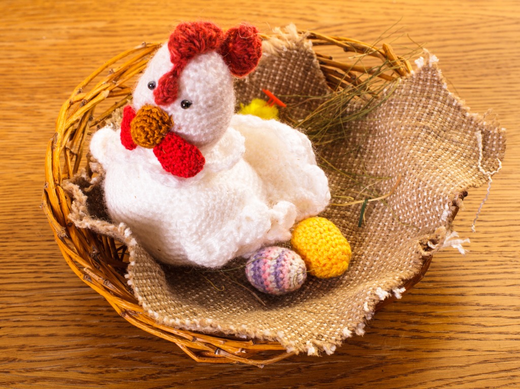 Crochet Chicken in the Nest jigsaw puzzle in Handmade puzzles on TheJigsawPuzzles.com