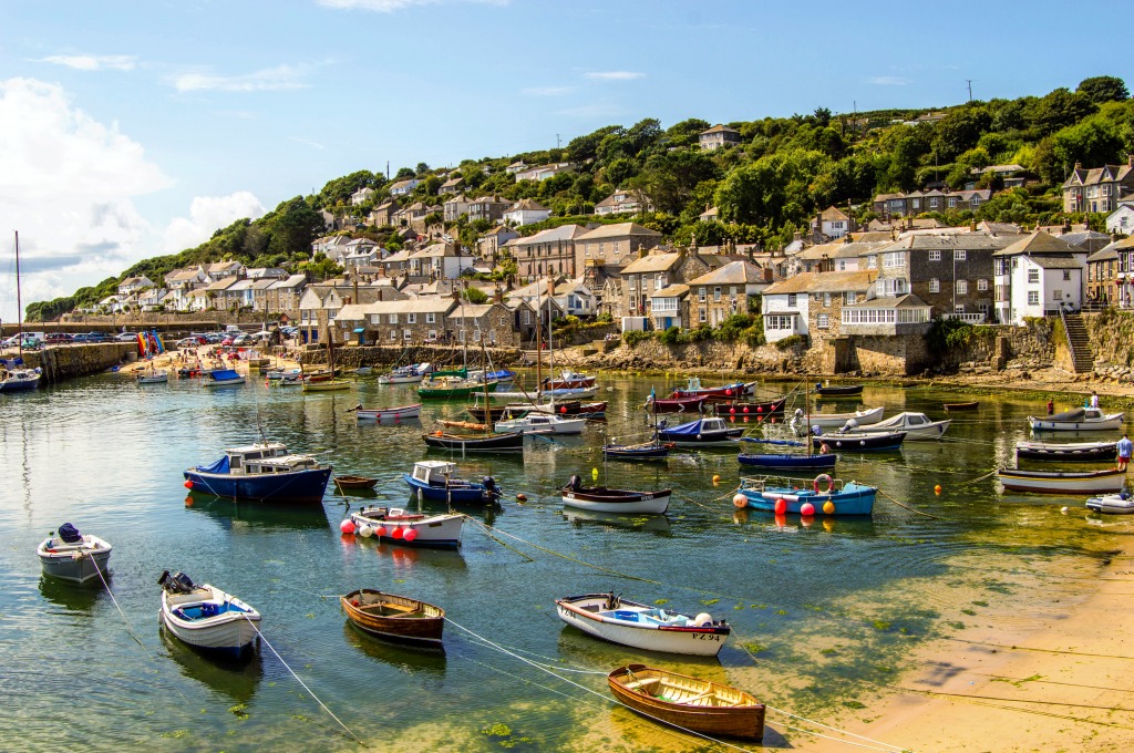 Mousehole Harbour, England jigsaw puzzle in Puzzle of the Day puzzles on TheJigsawPuzzles.com