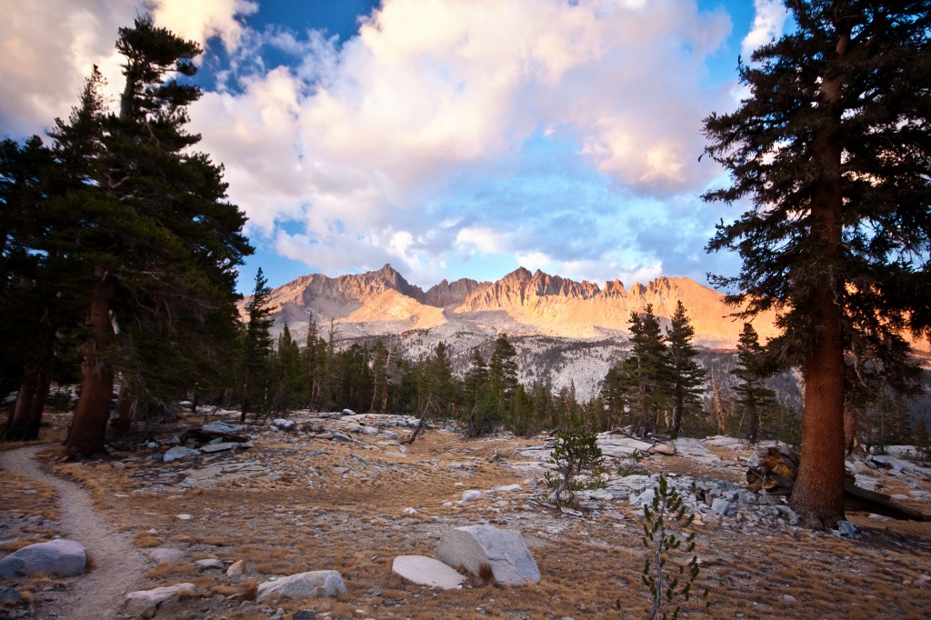 Light On the Kaweahs, Sierra Nevada jigsaw puzzle in Great Sightings puzzles on TheJigsawPuzzles.com