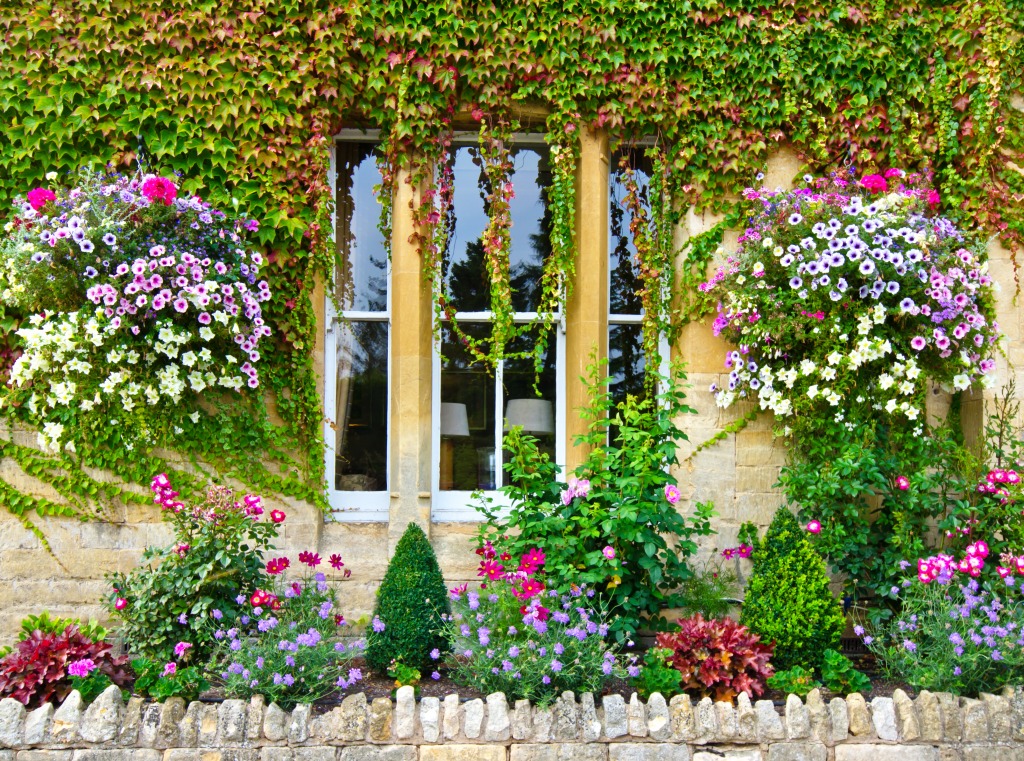 English Village Cottage jigsaw puzzle in Flowers puzzles on TheJigsawPuzzles.com