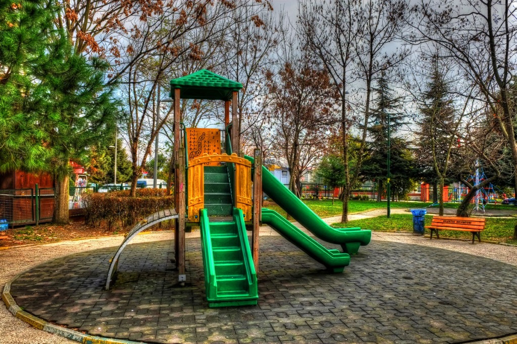 4-Levent-Park jigsaw puzzle in Saruhan Erim puzzles on TheJigsawPuzzles.com