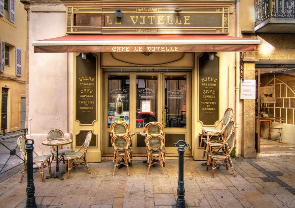 Cafe Le Vitelle, Côte d'Azur jigsaw puzzle in Food & Bakery puzzles on TheJigsawPuzzles.com