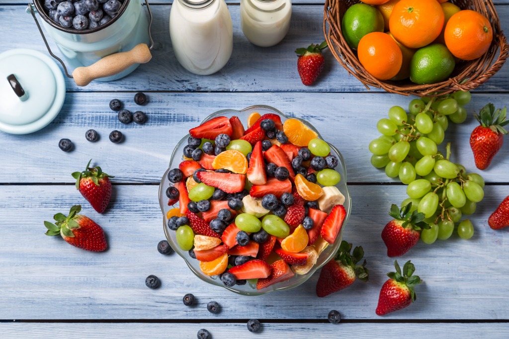 Preparing a Healthy Fruit Salad jigsaw puzzle in Food & Bakery puzzles on TheJigsawPuzzles.com