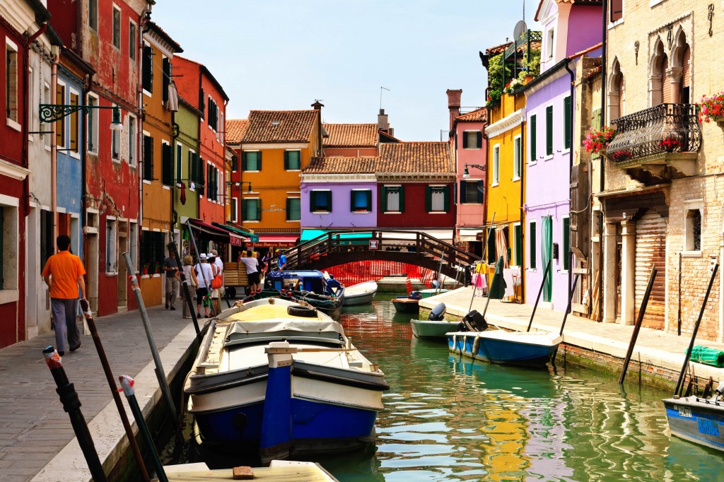 Burano, Venise, Italie jigsaw puzzle in Ponts puzzles on TheJigsawPuzzles.com