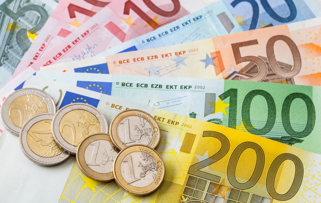Euro Banknotes and Coins jigsaw puzzle in Puzzle of the Day puzzles on TheJigsawPuzzles.com