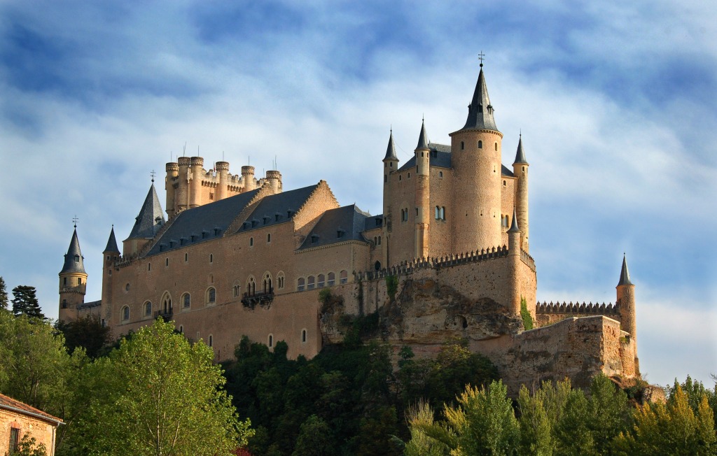Castelo Alcazar, Segovia, Espanha jigsaw puzzle in Castelos puzzles on TheJigsawPuzzles.com