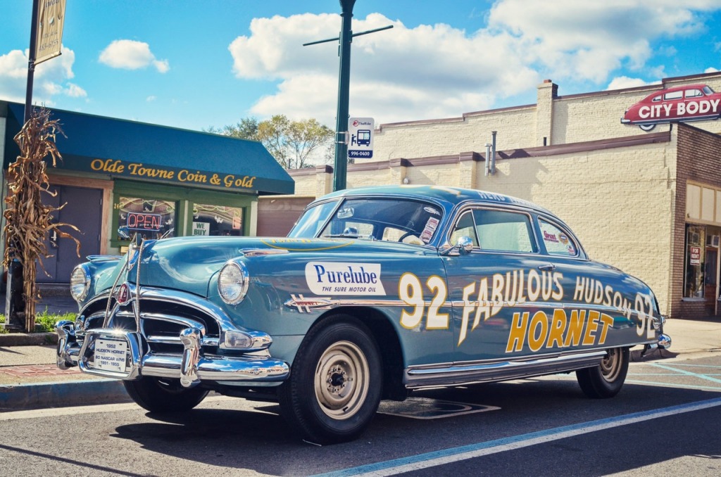 Fabulous Hudson Hornet jigsaw puzzle in Joe Hayes puzzles on TheJigsawPuzzles.com