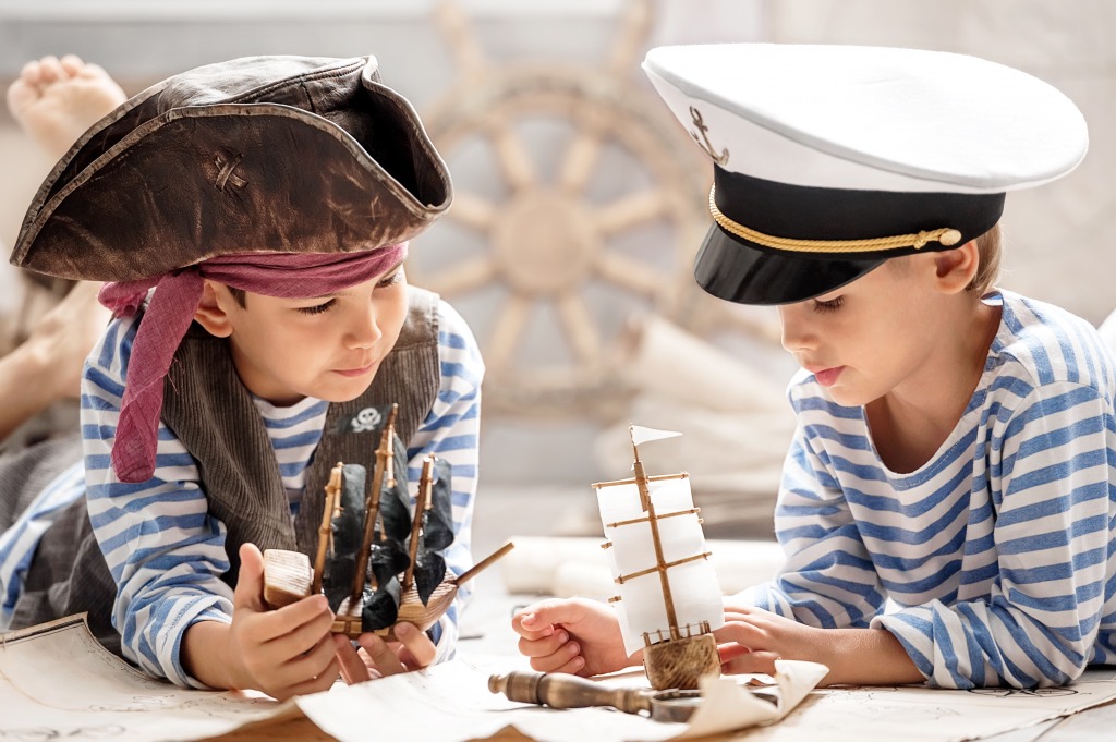 A Pirate and a Sailor jigsaw puzzle in People puzzles on TheJigsawPuzzles.com