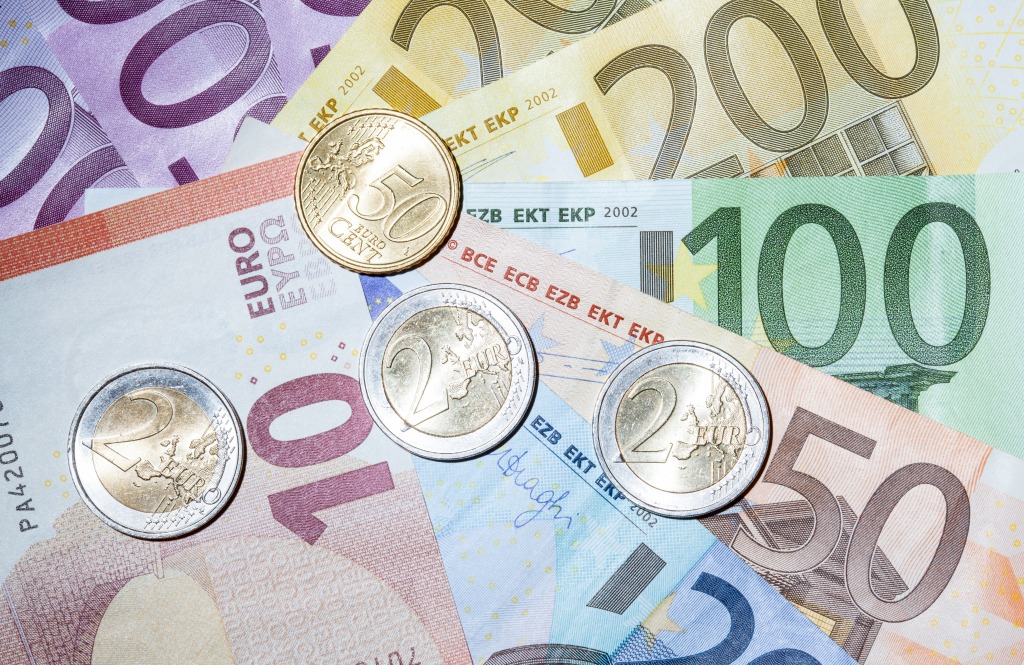 Euro Banknotes and Coins jigsaw puzzle in Macro puzzles on TheJigsawPuzzles.com