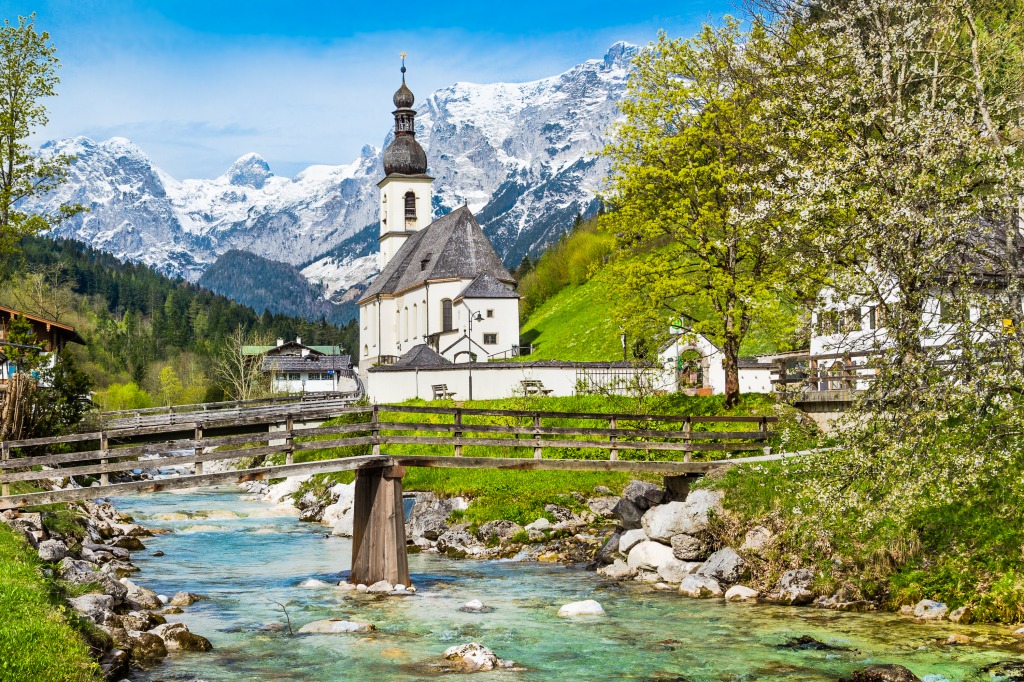 Village of Ramsau, Bavarian Alps jigsaw puzzle in Bridges puzzles on TheJigsawPuzzles.com