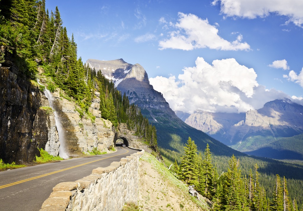 Die Going-to-the-Sun-Straße, Glacier-Nationalpark jigsaw puzzle in Puzzle des Tages puzzles on TheJigsawPuzzles.com