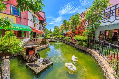 Mimosa, Pattaya, Thailand jigsaw puzzle in Puzzle of the Day puzzles on ...