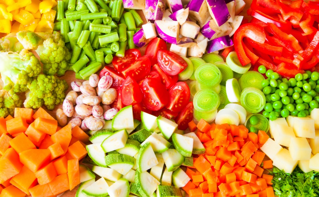 Cut Vegetables on the Table jigsaw puzzle in Fruits & Veggies puzzles on TheJigsawPuzzles.com