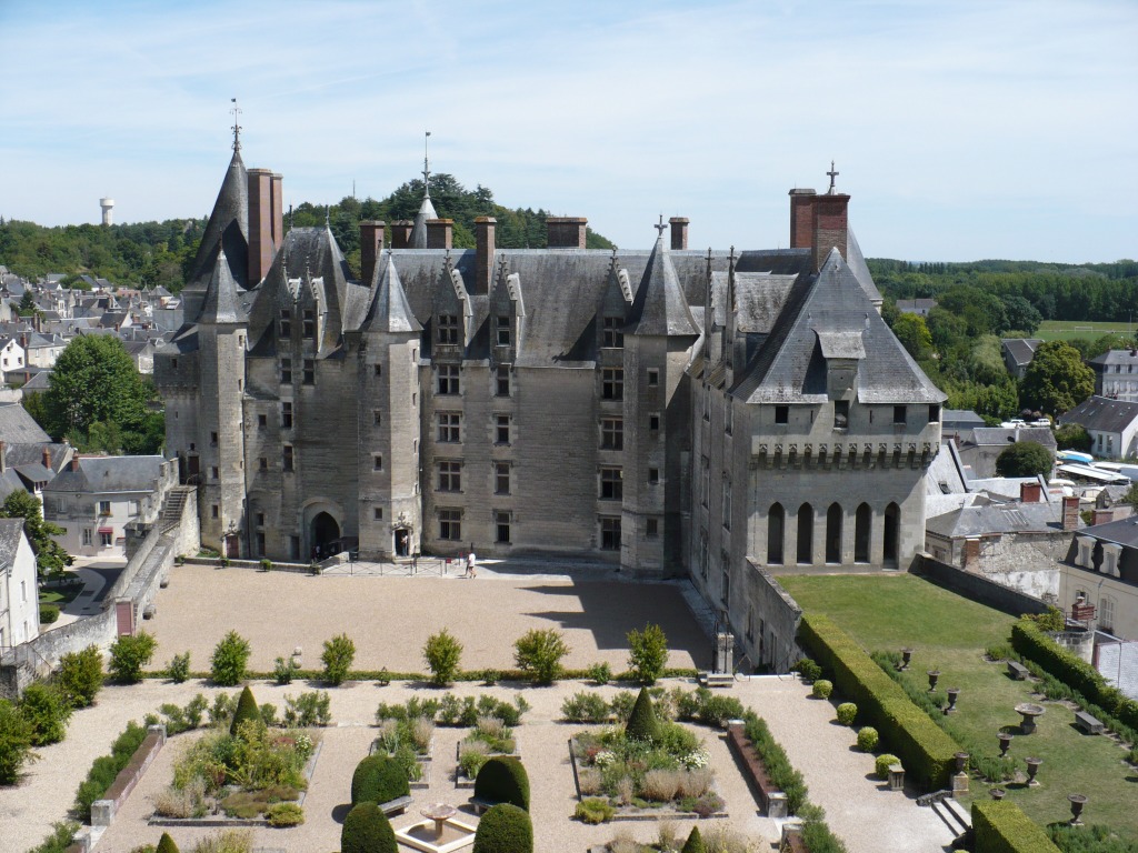 Chateau de Langeais, França jigsaw puzzle in Castelos puzzles on TheJigsawPuzzles.com