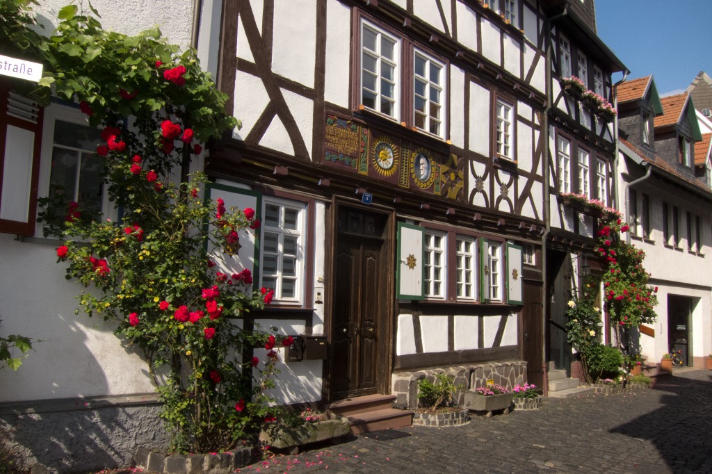 Traditional German Houses jigsaw puzzle in Street View puzzles on TheJigsawPuzzles.com