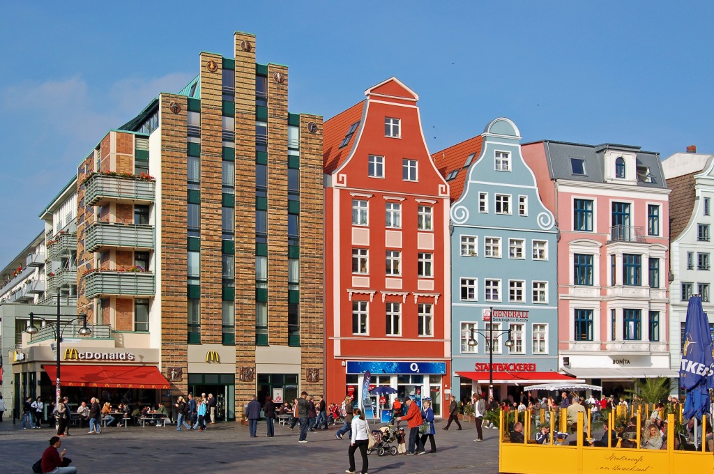 Rostock, Allemagne jigsaw puzzle in Paysages urbains puzzles on TheJigsawPuzzles.com