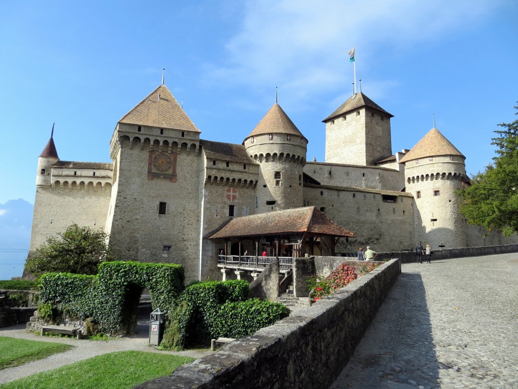 Castelo de Chillon, Suíça jigsaw puzzle in Castelos puzzles on TheJigsawPuzzles.com