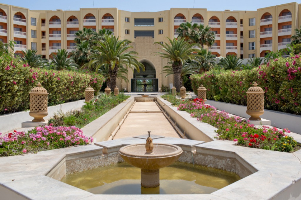 Tunisia hotel garden jigsaw puzzle in mark james puzzles on TheJigsawPuzzles.com
