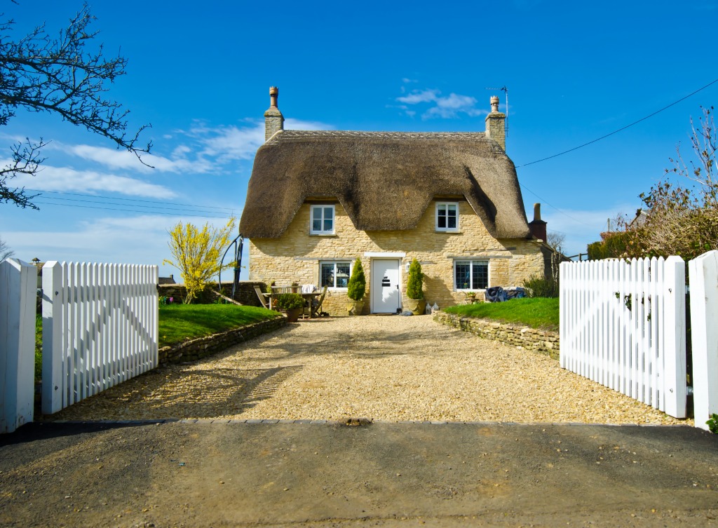 English Village Cottage jigsaw puzzle in Puzzle of the Day puzzles on TheJigsawPuzzles.com