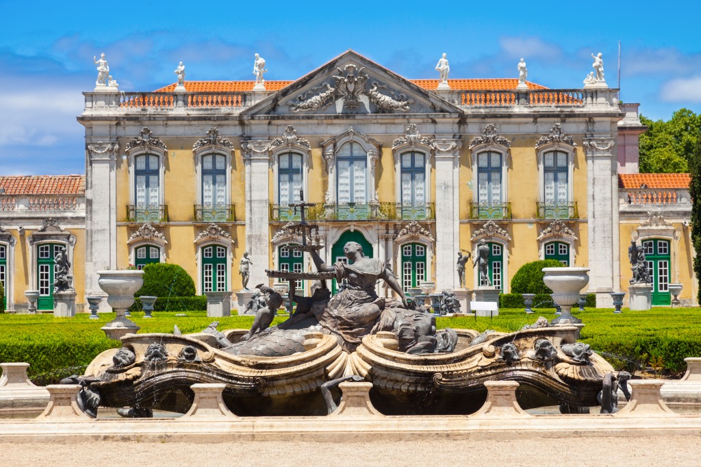 Palácio Nacional de Queluz, Portugal jigsaw puzzle in Castelos puzzles on TheJigsawPuzzles.com