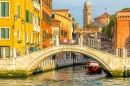 Красивый мост в Венеции