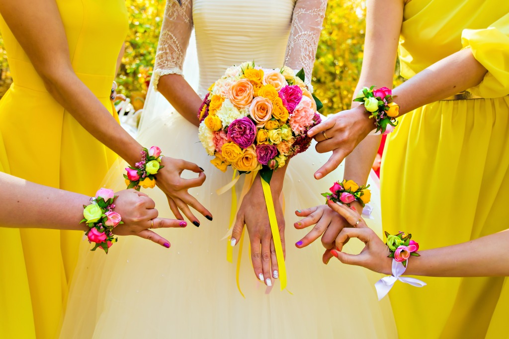 Bridesmaid jigsaw puzzle in Flowers puzzles on TheJigsawPuzzles.com