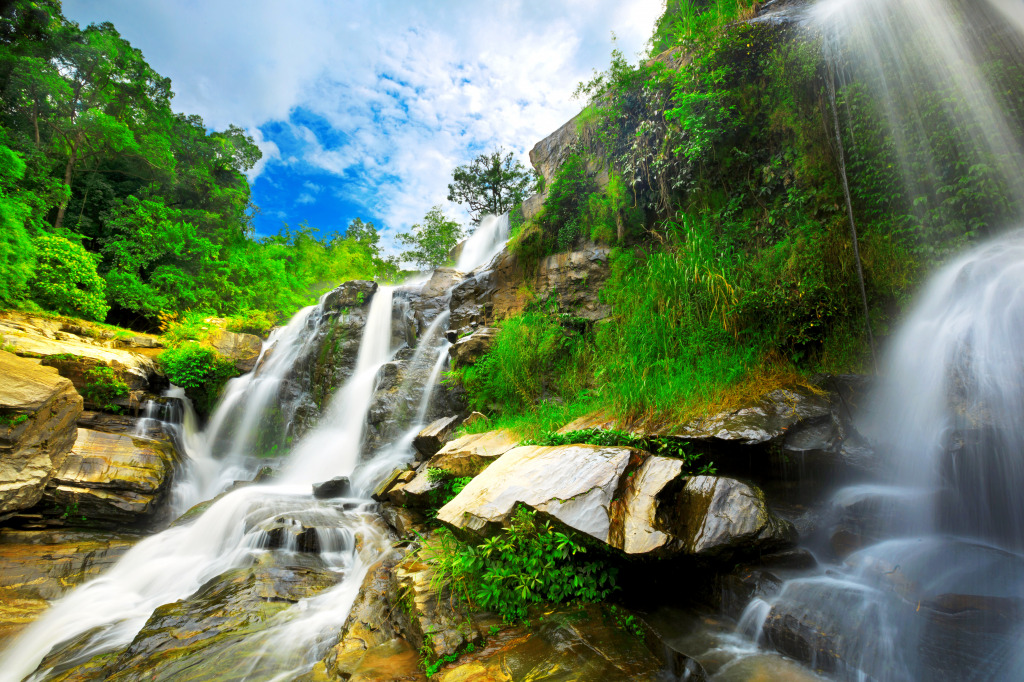 Cachoeira no Parque Nacional da Tailândia jigsaw puzzle in Cachoeiras puzzles on TheJigsawPuzzles.com