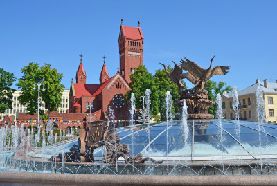 Independence Square in Minsk, Belarus jigsaw puzzle in Waterfalls ...