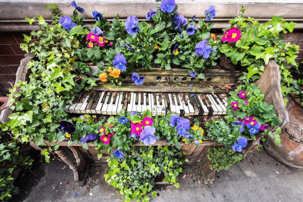 Old Wooden Organ jigsaw puzzle in Flowers puzzles on TheJigsawPuzzles.com