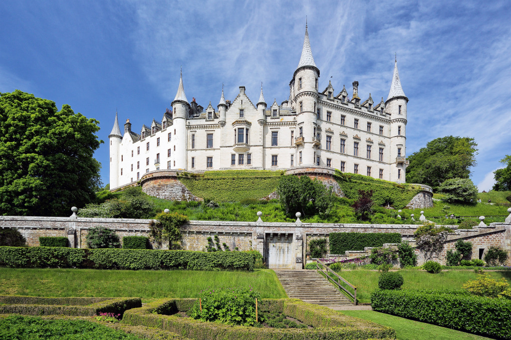 Château Dunrobin, Golspie, Ecosse jigsaw puzzle in Châteaux puzzles on TheJigsawPuzzles.com