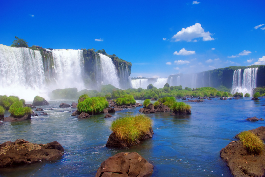 Iguazu Falls, Brazil jigsaw puzzle in Waterfalls puzzles on TheJigsawPuzzles.com