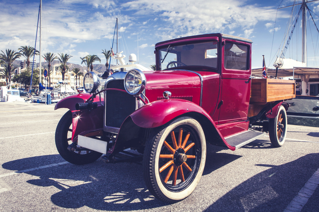 Vintage Truck in Costa del Sol, Spain jigsaw puzzle in Cars & Bikes puzzles on TheJigsawPuzzles.com
