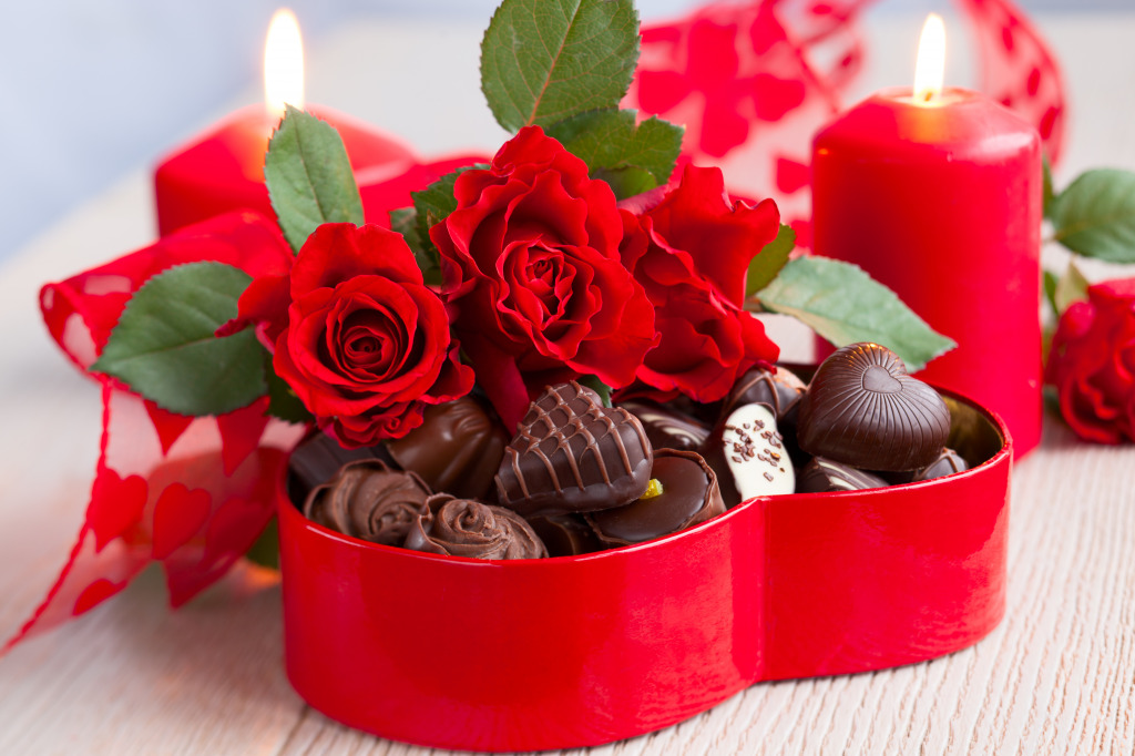 Roses and Chocolates jigsaw puzzle in Valentine's Day puzzles on TheJigsawPuzzles.com