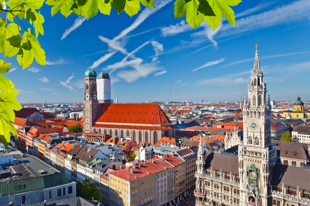 Marienplatz and New Town Hall in Munich jigsaw puzzle in Street View puzzles on TheJigsawPuzzles.com