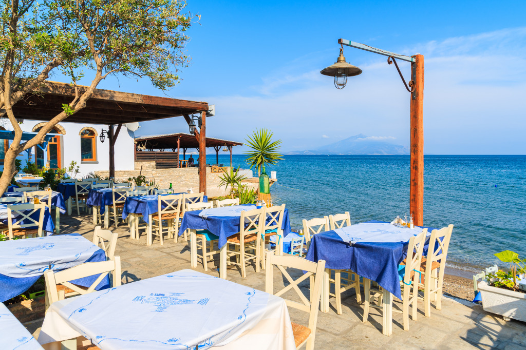 Griechische Taverne, Insel Samos jigsaw puzzle in Puzzle des Tages puzzles on TheJigsawPuzzles.com