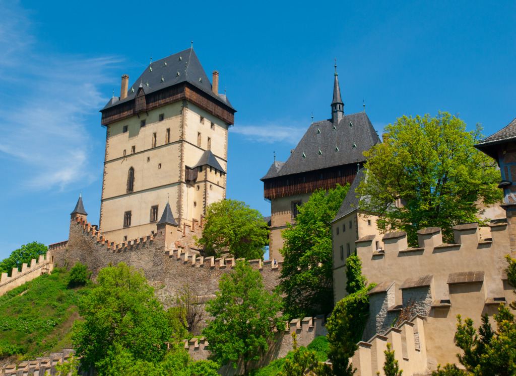 Burg Karlstejn, Tschechische Republik jigsaw puzzle in Schlösser puzzles on TheJigsawPuzzles.com