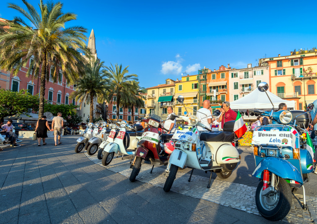 Vintage Italian Scooters in Lerici jigsaw puzzle in Cars & Bikes puzzles on TheJigsawPuzzles.com