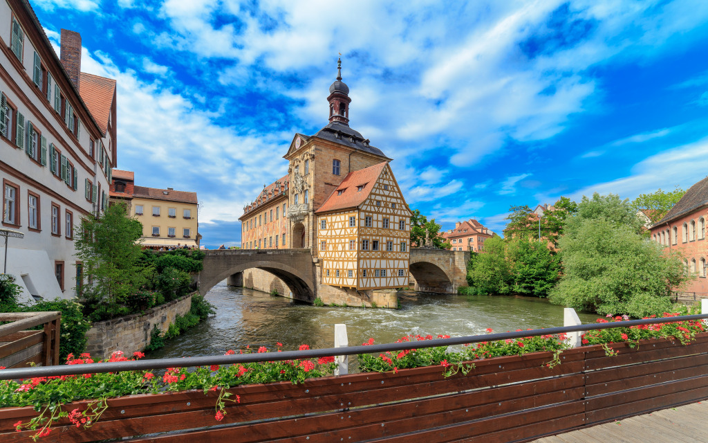 Old Town Hall of Bamberg, Germany jigsaw puzzle in Bridges puzzles on TheJigsawPuzzles.com