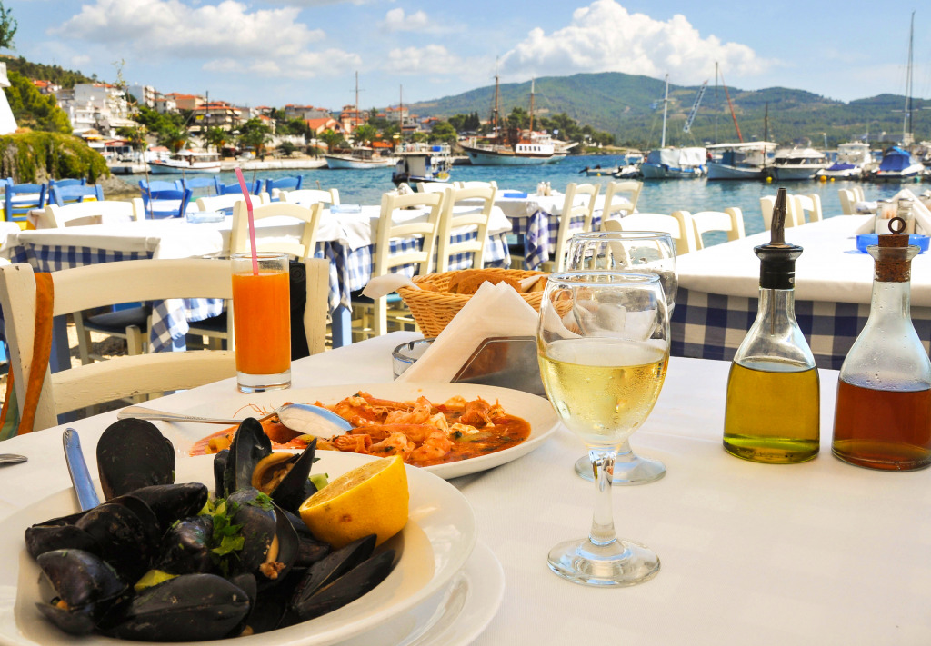 Seafood Restaurant In Greece jigsaw puzzle in Food & Bakery puzzles on TheJigsawPuzzles.com