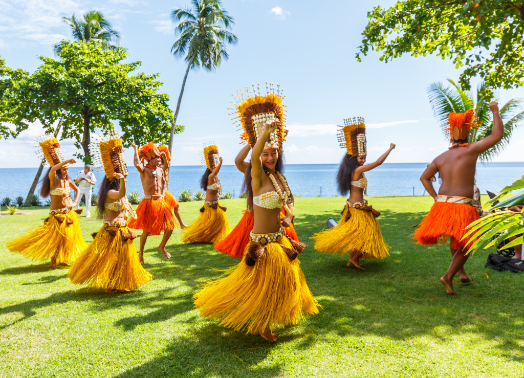 Traditional Polynesian Dance jigsaw puzzle in People puzzles on TheJigsawPuzzles.com