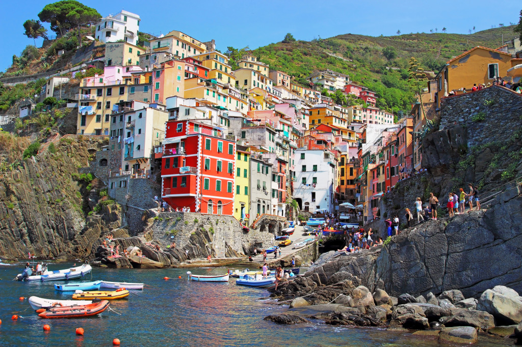 Riomaggiore, Cinque Terre, Italien jigsaw puzzle in Großartige Landschaften puzzles on TheJigsawPuzzles.com