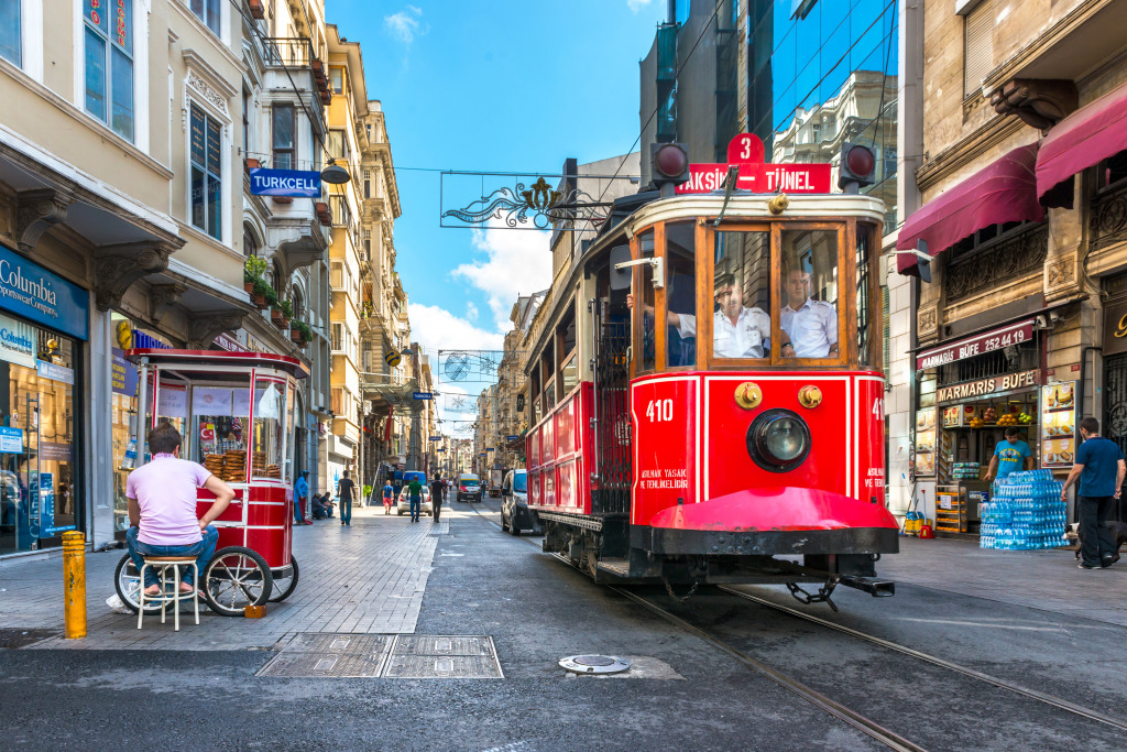 Исторический трамвай, Стамбул, Турция jigsaw puzzle in Улицы puzzles on TheJigsawPuzzles.com