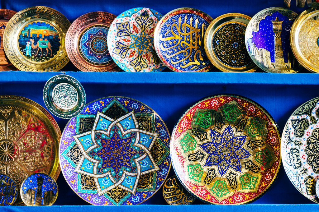 Pratos Decorativos, Bukhara, Uzbequistão jigsaw puzzle in Artesanato puzzles on TheJigsawPuzzles.com