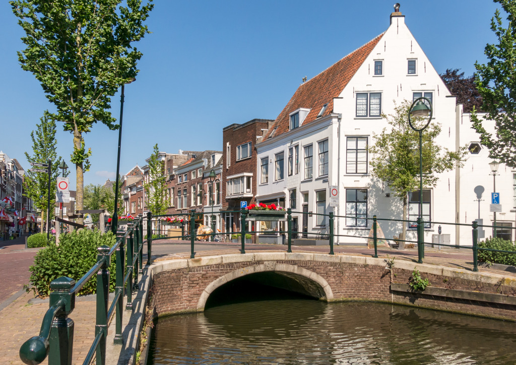 Turfmarkt Canal in Gouda, Netherlands jigsaw puzzle in Bridges puzzles on TheJigsawPuzzles.com